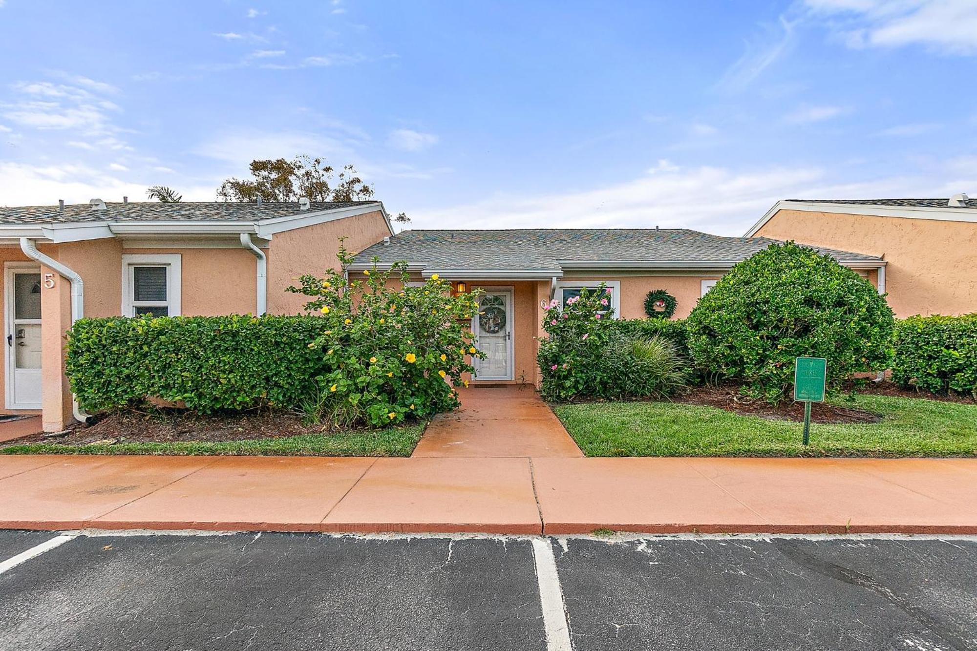 Island Oasis - 3br 2ba - Steps To The Ocean! * St. Augustine