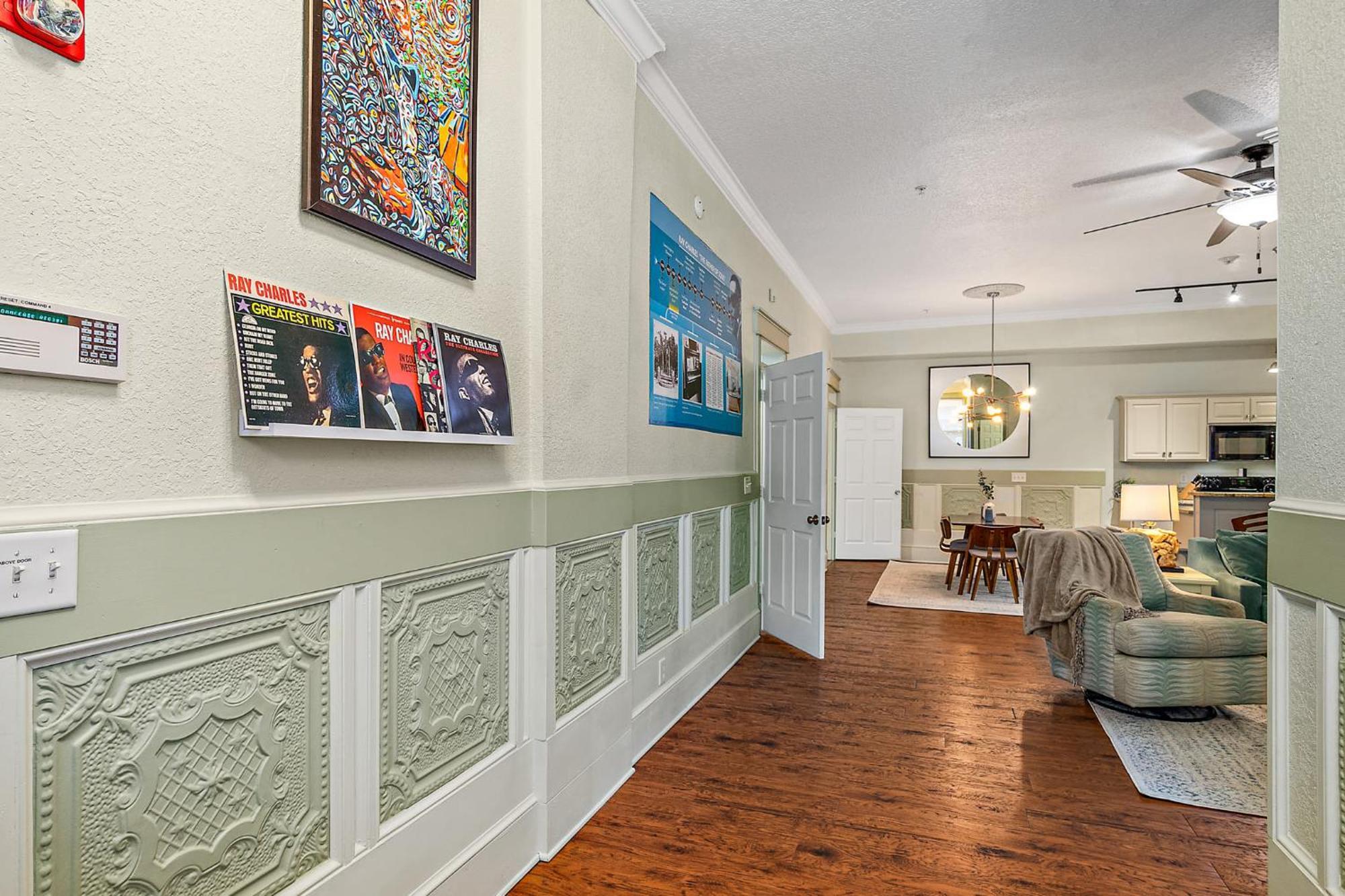 The Ray- 1st Floor Charming Condo- Walk To Downtown Holiday home St. Augustine