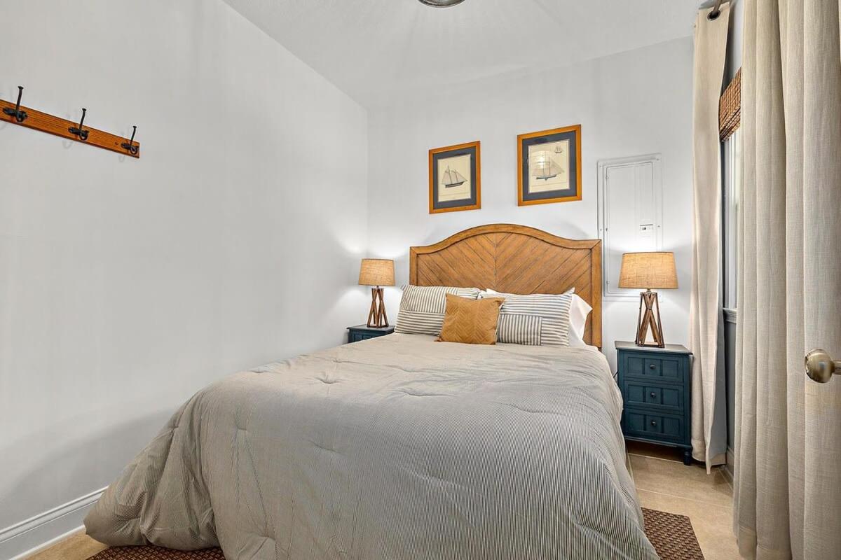 Casa de férias Casa Desoto - Luxury Downtown Oasis