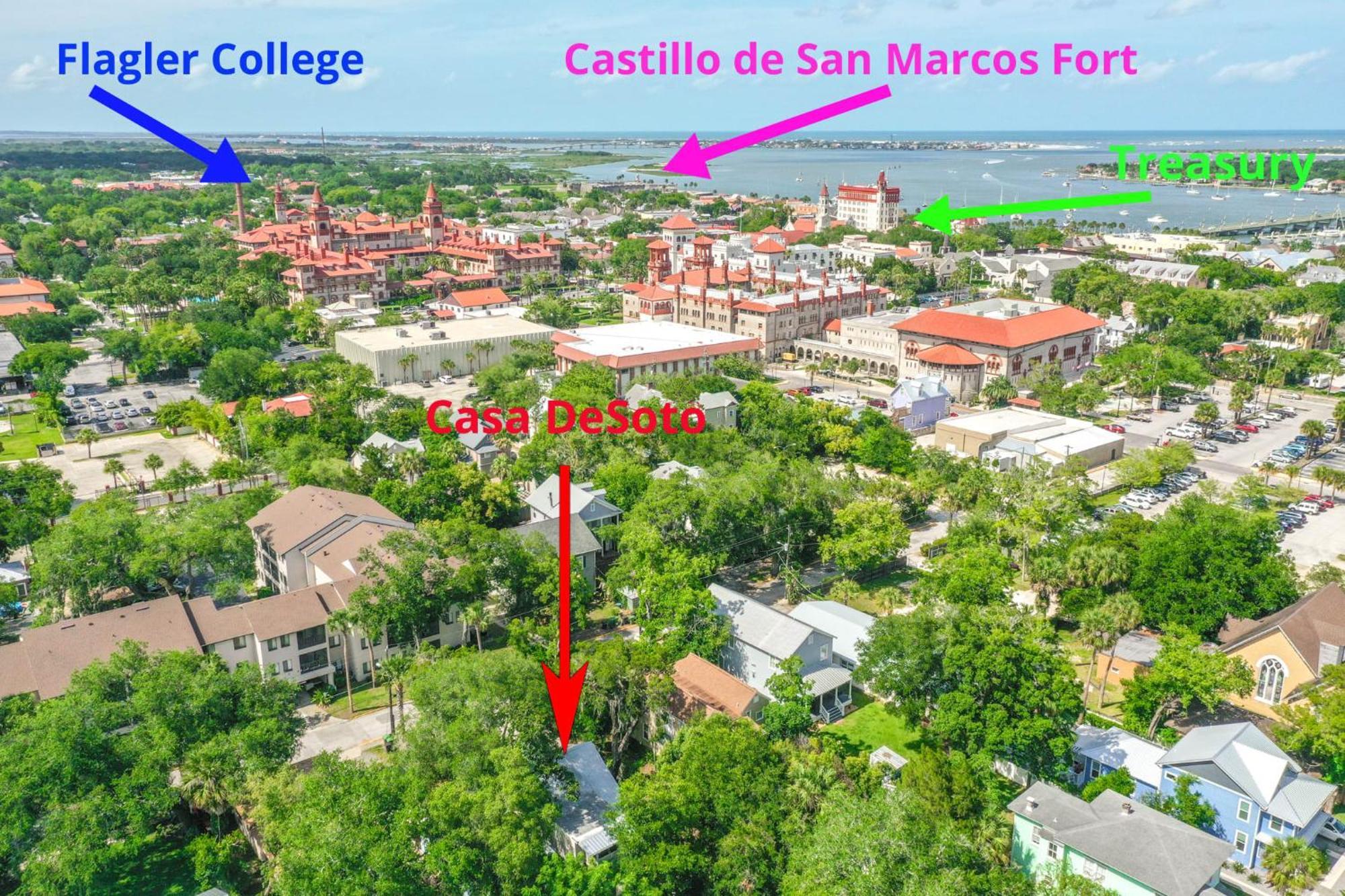 Casa Desoto - Luxury Downtown Oasis