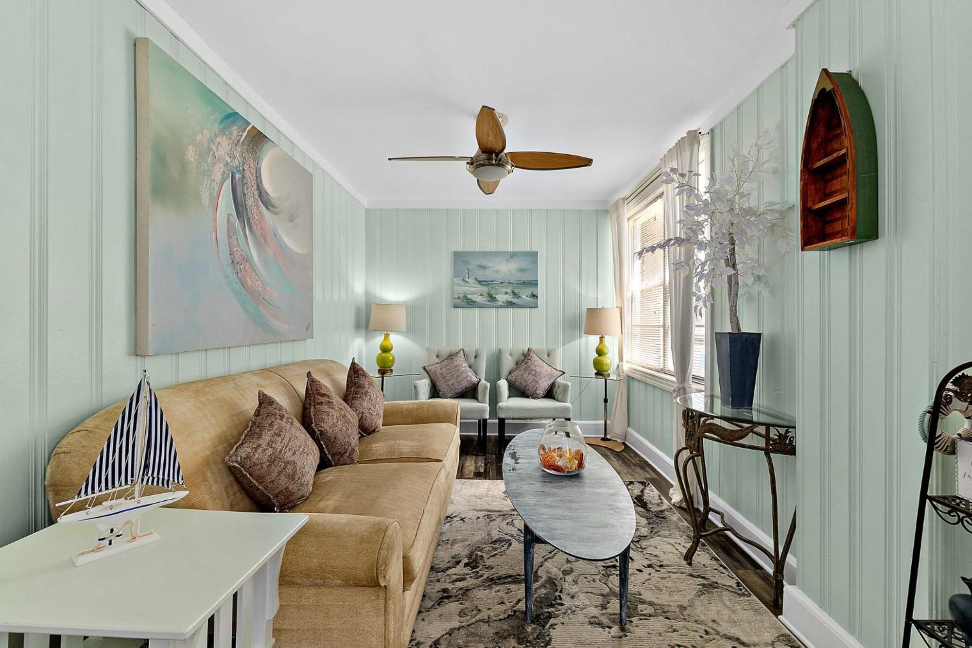 Apartment Casa Maria 1- Beachy Mins Walk To Downtown *