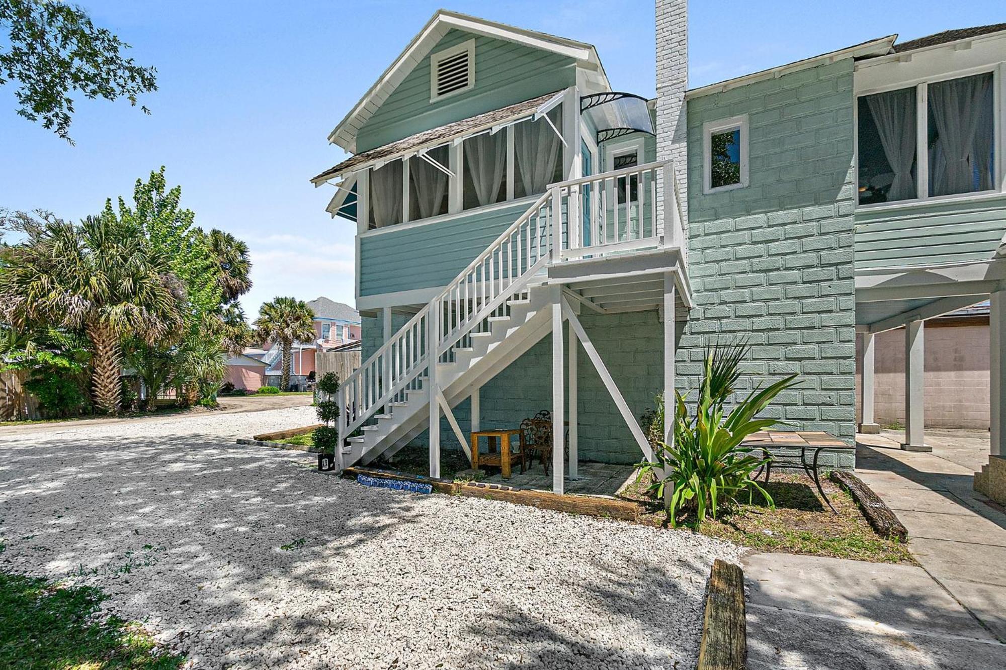 Apartamento Casa Bella- Chic, Retro Apt- Steps To Historic District! *