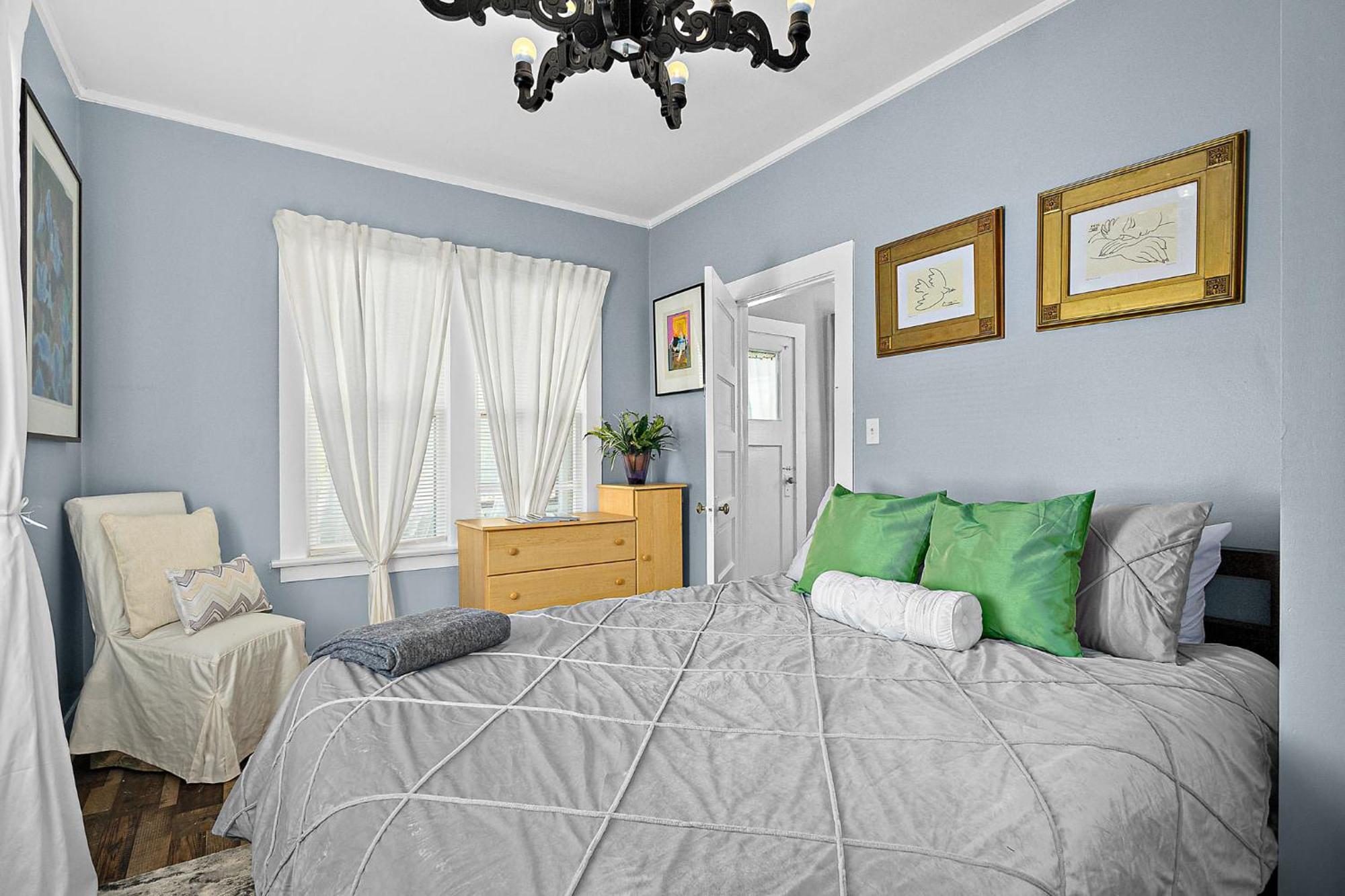 Casa Bella- Chic, Retro Apt- Steps To Historic District! *