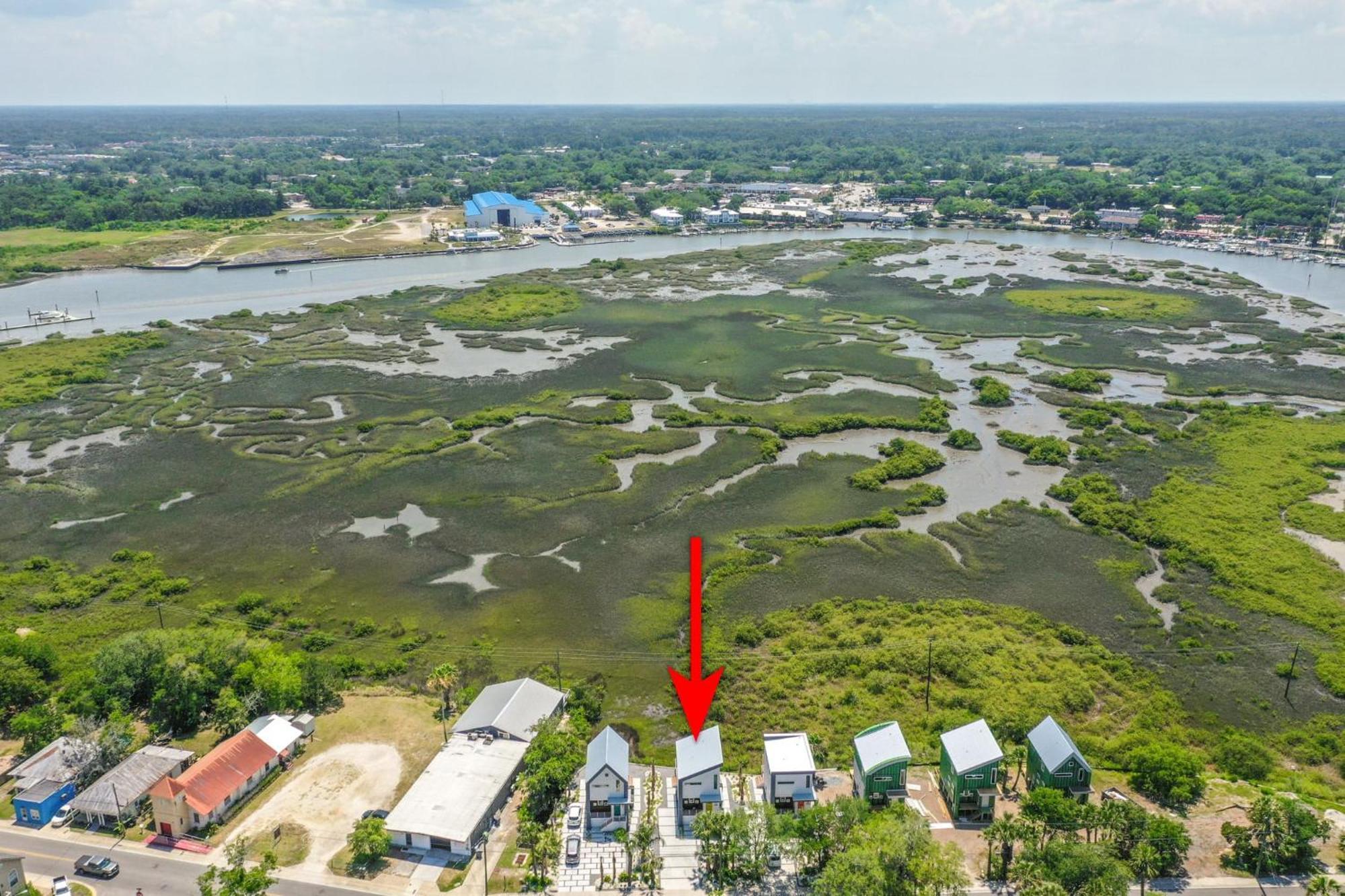 200 Riberia - Downtown Waterfront Luxury Holiday home *