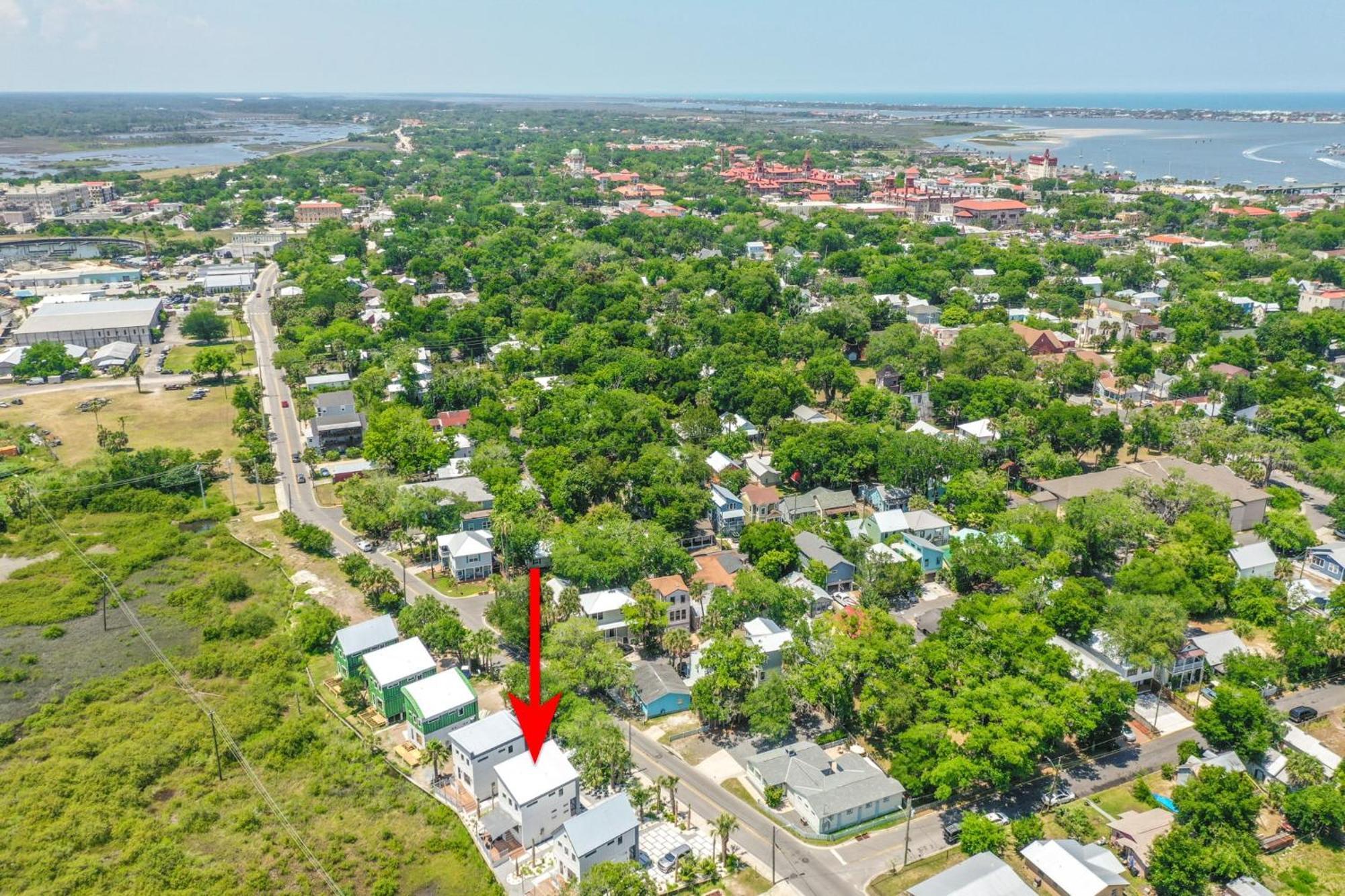 200 Riberia - Downtown Waterfront Luxury Holiday home