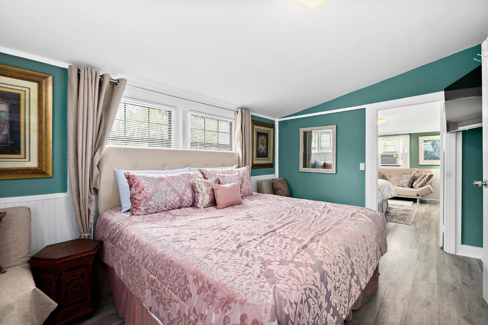 Casa Maria 3- Historic Charming Apt, Steps To Everything Downtown! Apartment *