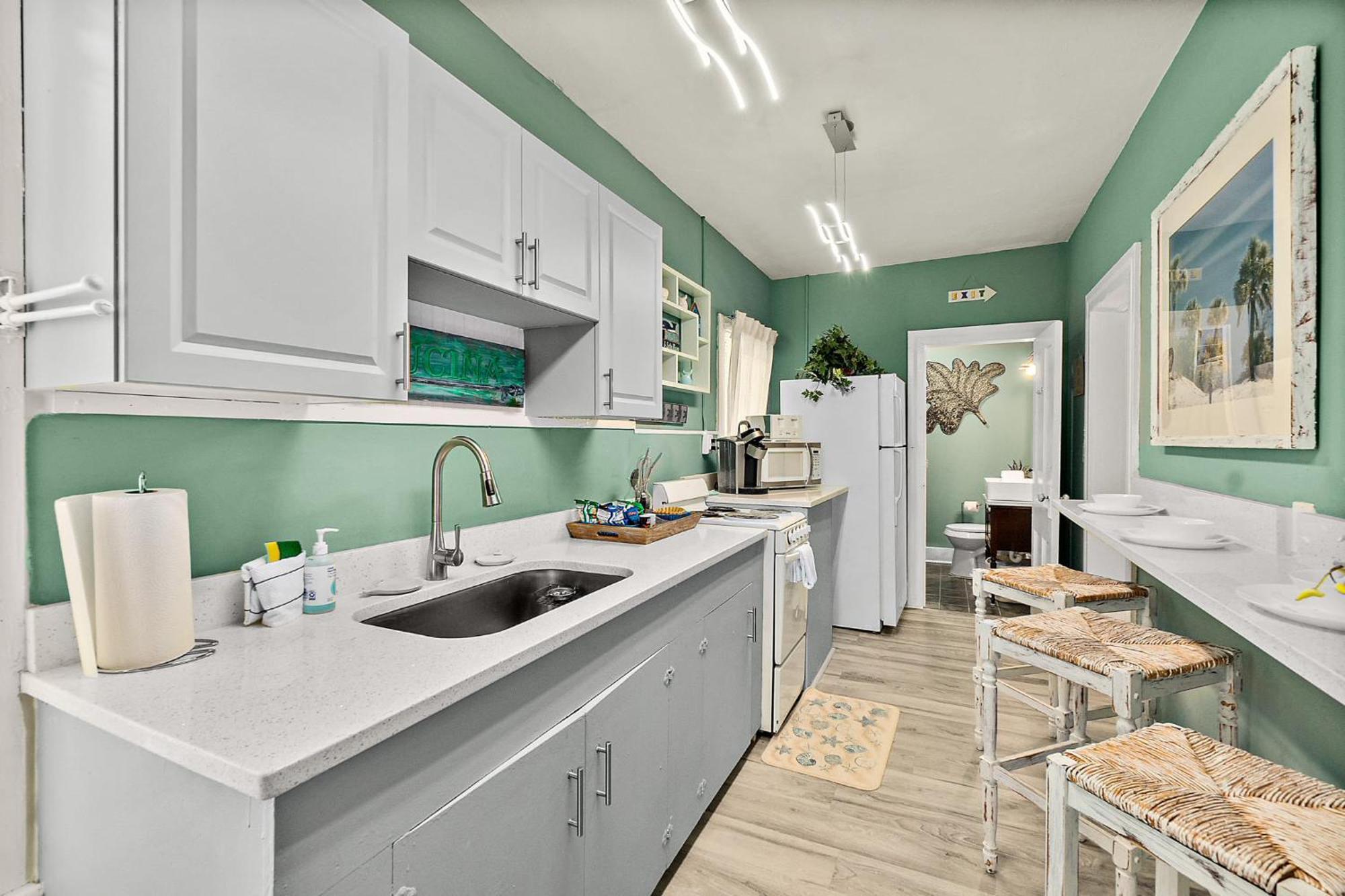 Casa Maria 3- Historic Charming Apt, Steps To Everything Downtown! Apartment