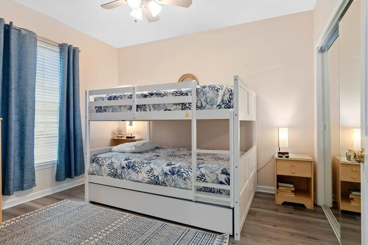 Seaside Escape - Spacious 3 Bedroom Ground Floor - Steps To Atlantic Ocean