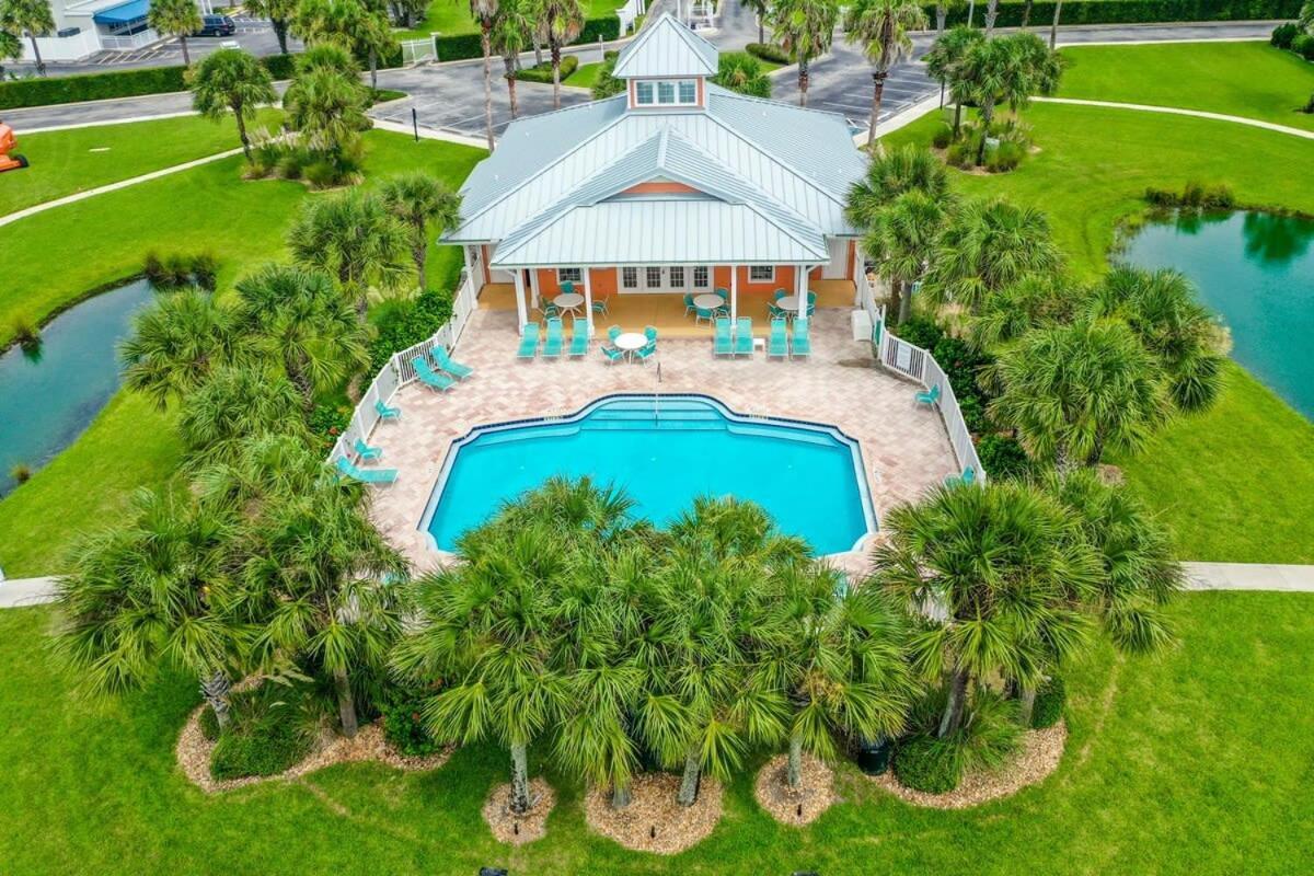 Seaside Escape - Spacious 3 Bedroom Ground Floor - Steps To Atlantic Ocean Holiday home St. Augustine