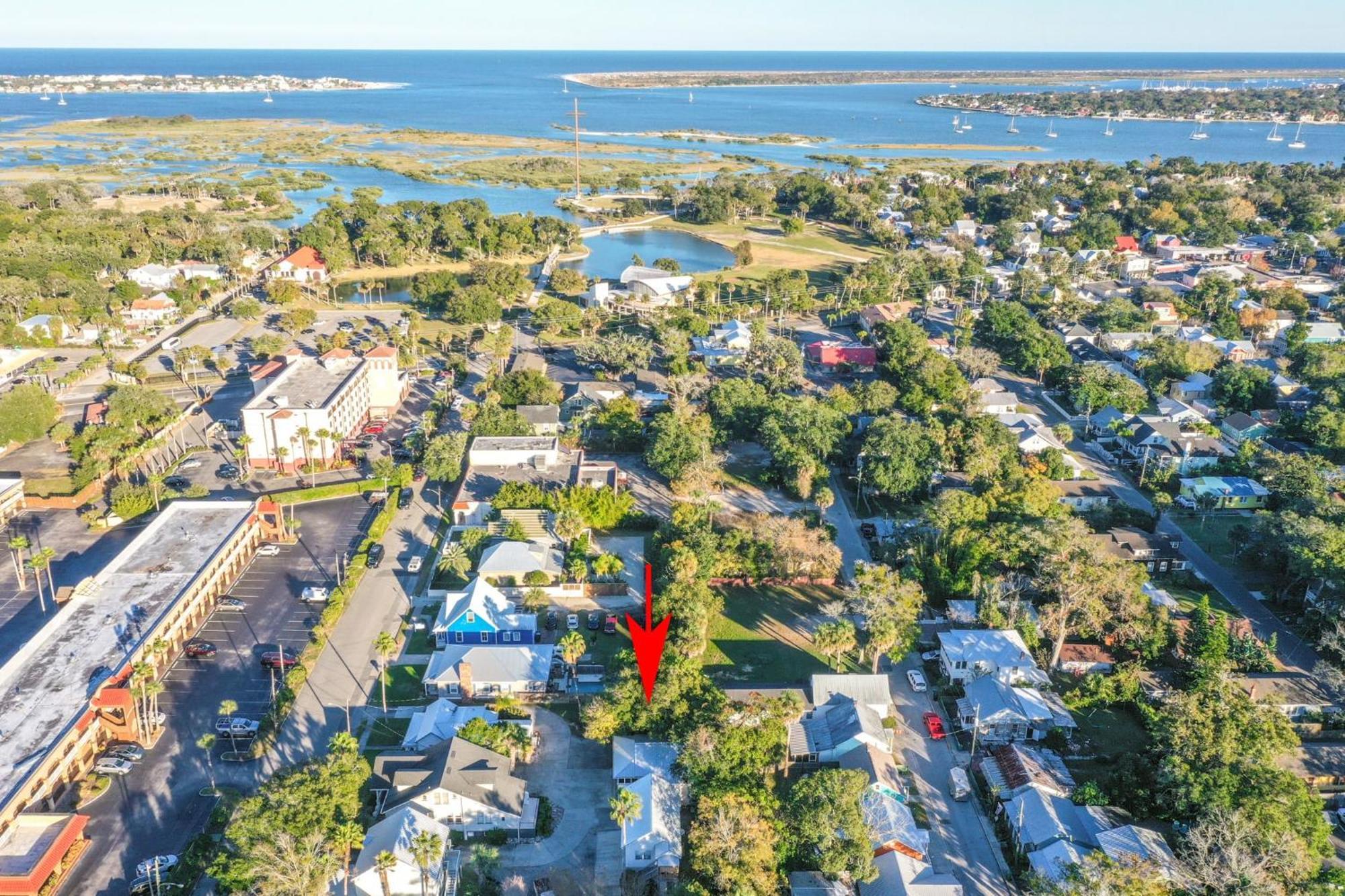 Private Uptown Flat - Walk To Nights Of Lights! * St. Augustine