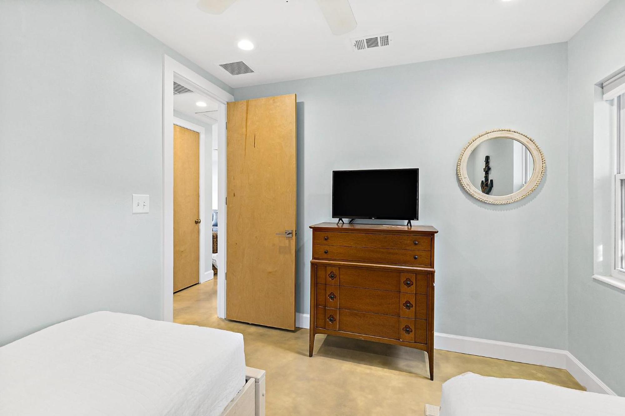 Paradise Palms - Flamingo - Steps To Ocean - 10 Min To Downtown! Apartment St. Augustine