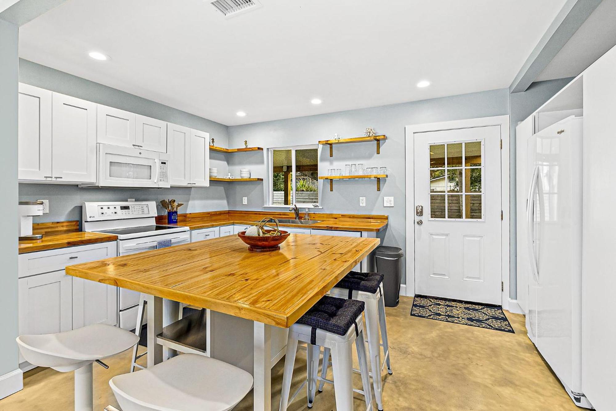 Paradise Palms - Flamingo - Steps To Ocean - 10 Min To Downtown! St. Augustine