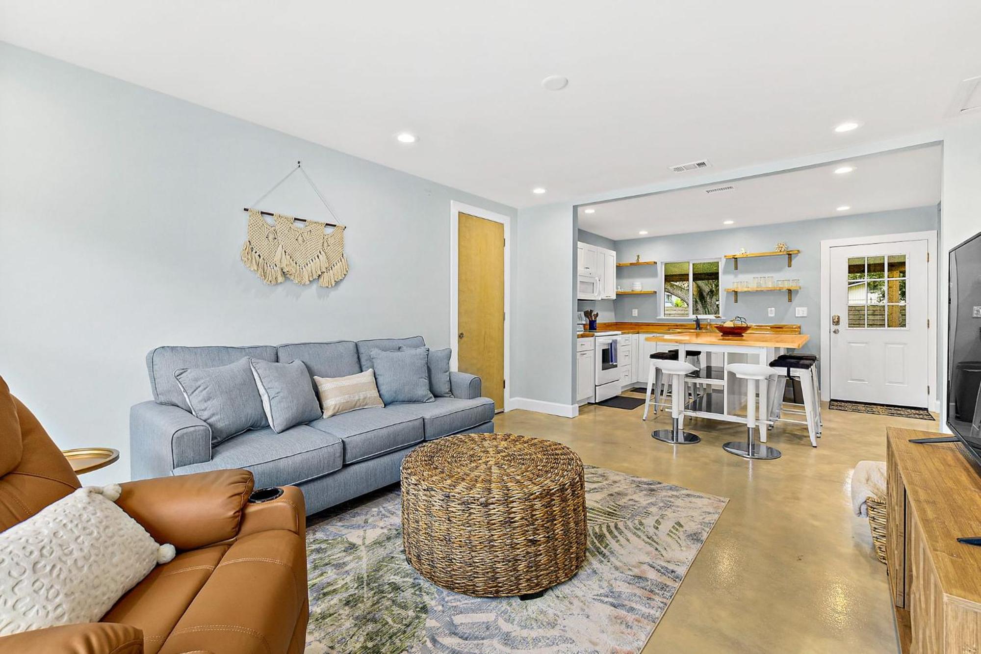 Paradise Palms - Flamingo - Steps To Ocean - 10 Min To Downtown! Apartment St. Augustine