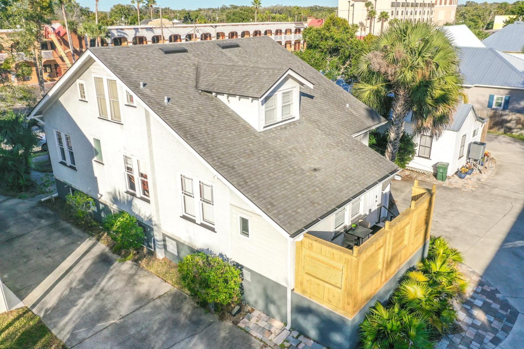 Old Mission Guest - Charming Apartment, 15 Min Walk To Downtown! Apartment