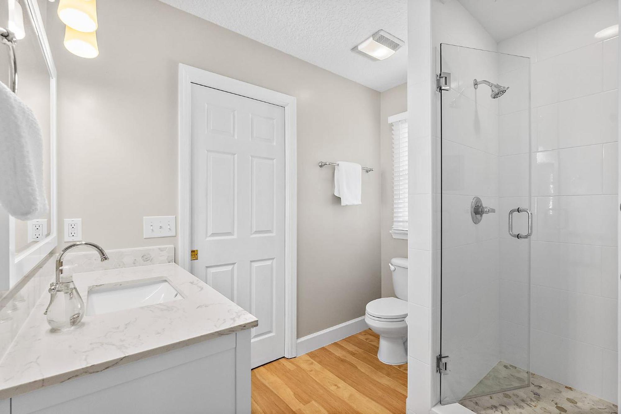 Fullerwood Park Retreat, 5 Min To Downtown, Sleeps 6