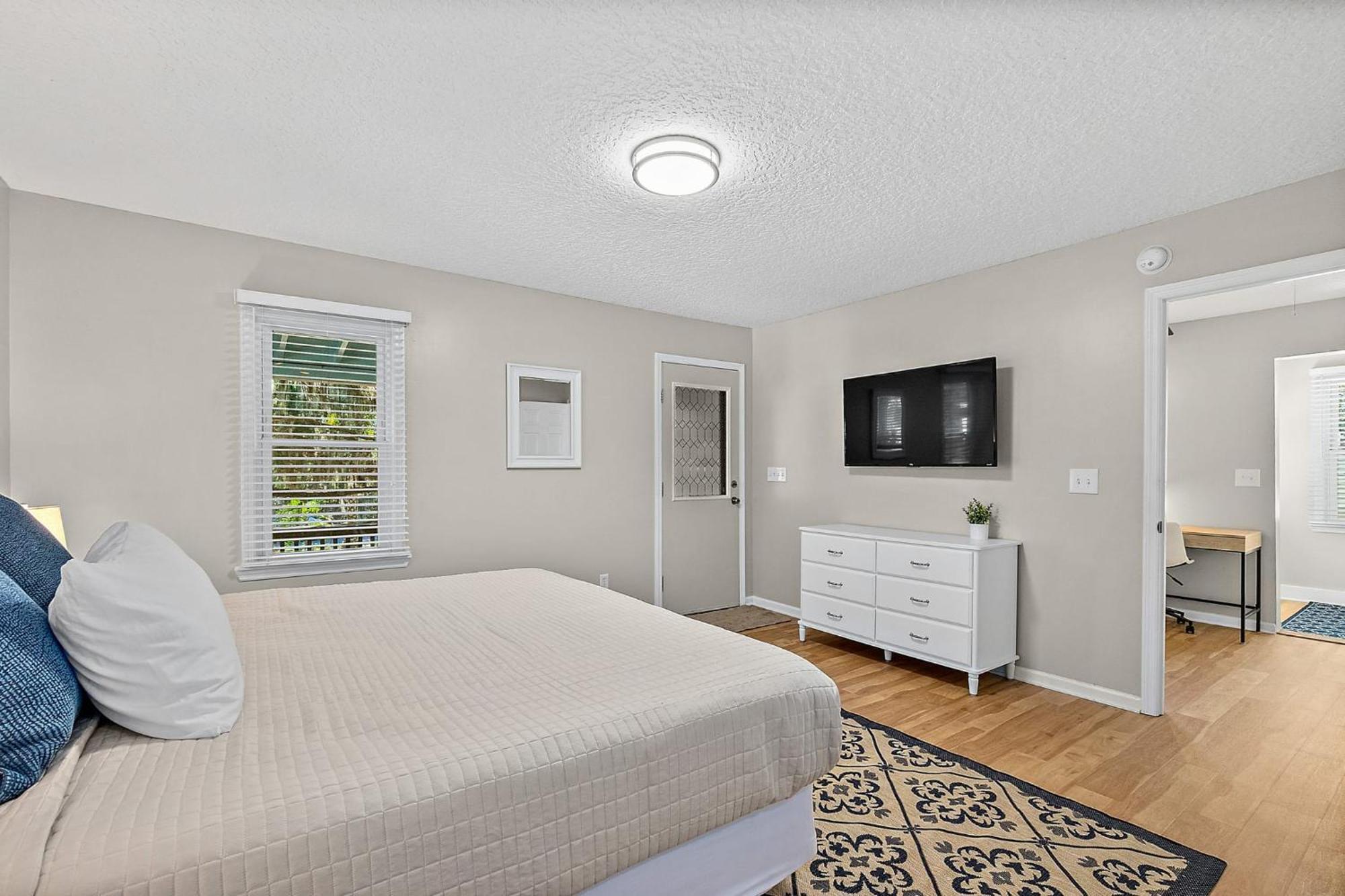 Holiday home Fullerwood Park Retreat, 5 Min To Downtown, Sleeps 6