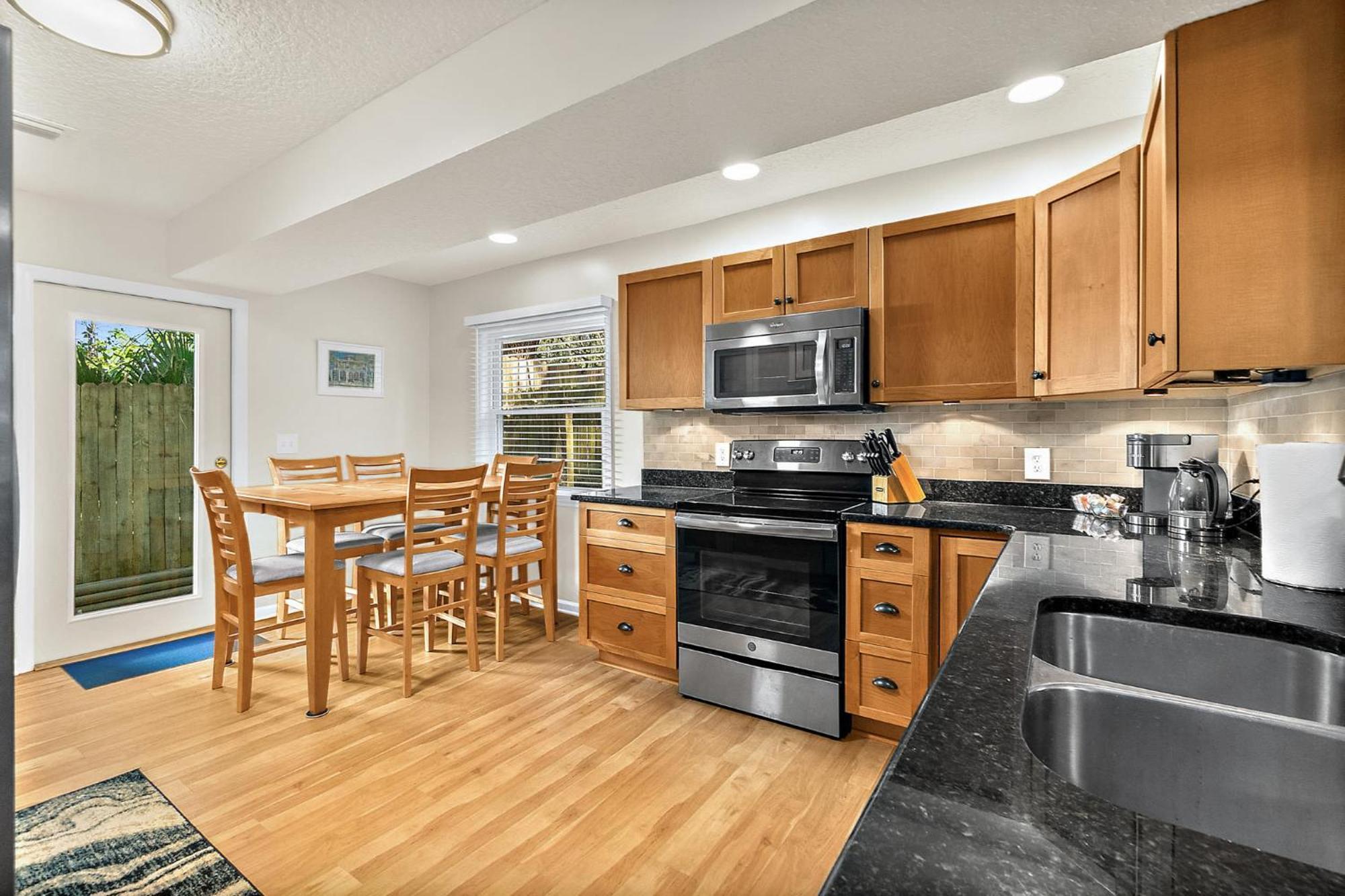 Fullerwood Park Retreat, 5 Min To Downtown, Sleeps 6 Holiday home St. Augustine