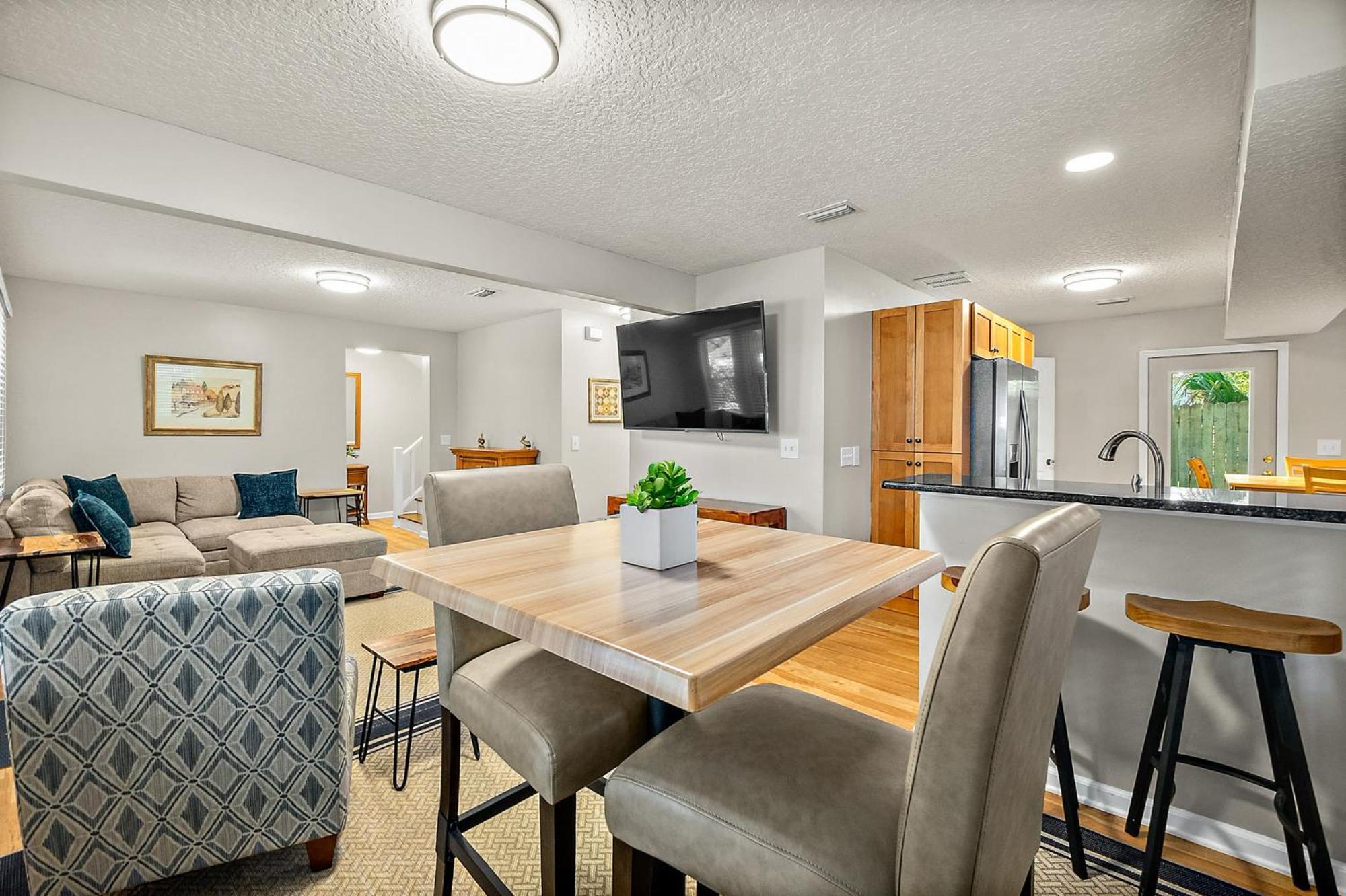 Holiday home Fullerwood Park Retreat, 5 Min To Downtown, Sleeps 6