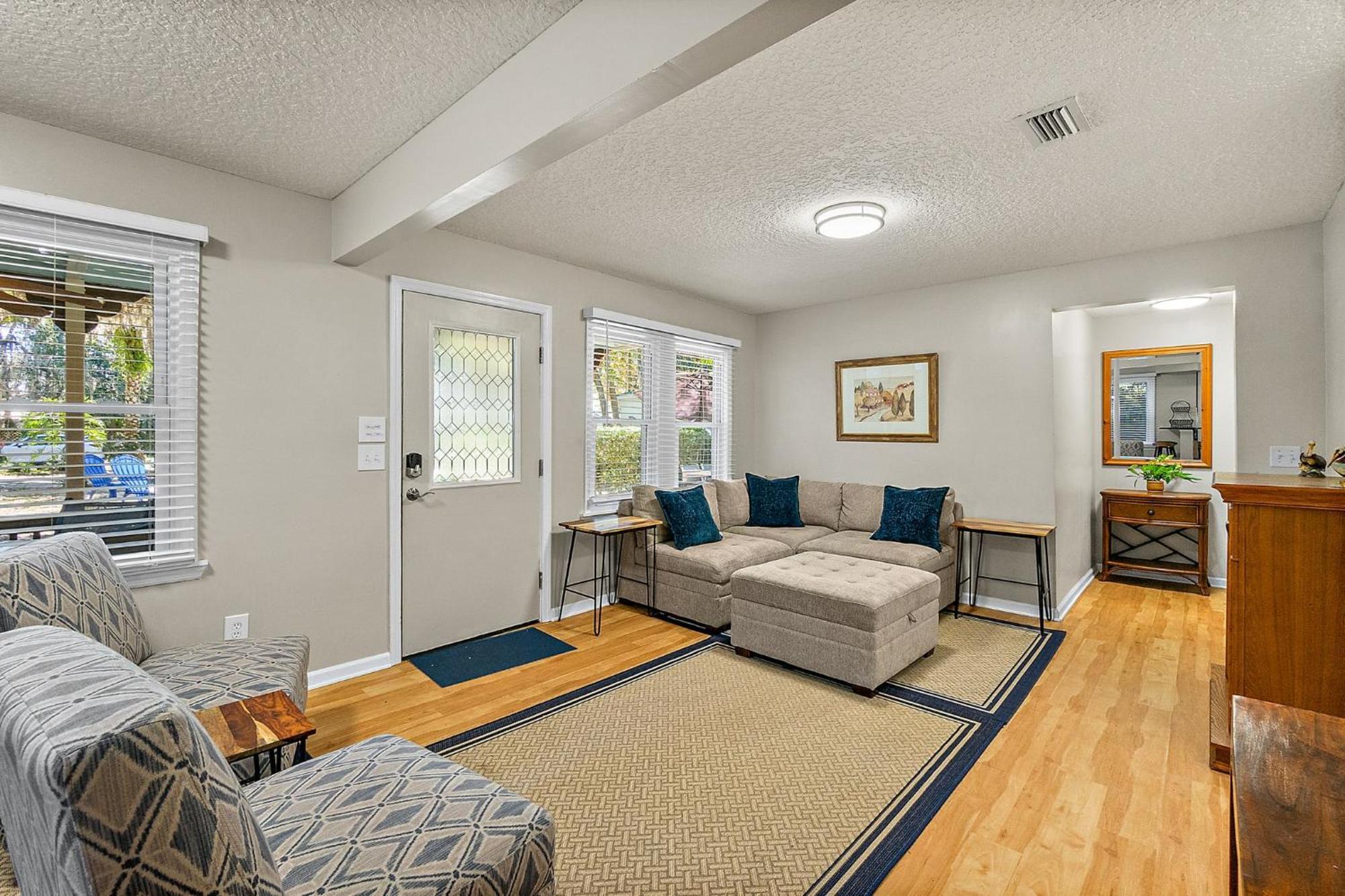 Fullerwood Park Retreat, 5 Min To Downtown, Sleeps 6 Holiday home St. Augustine