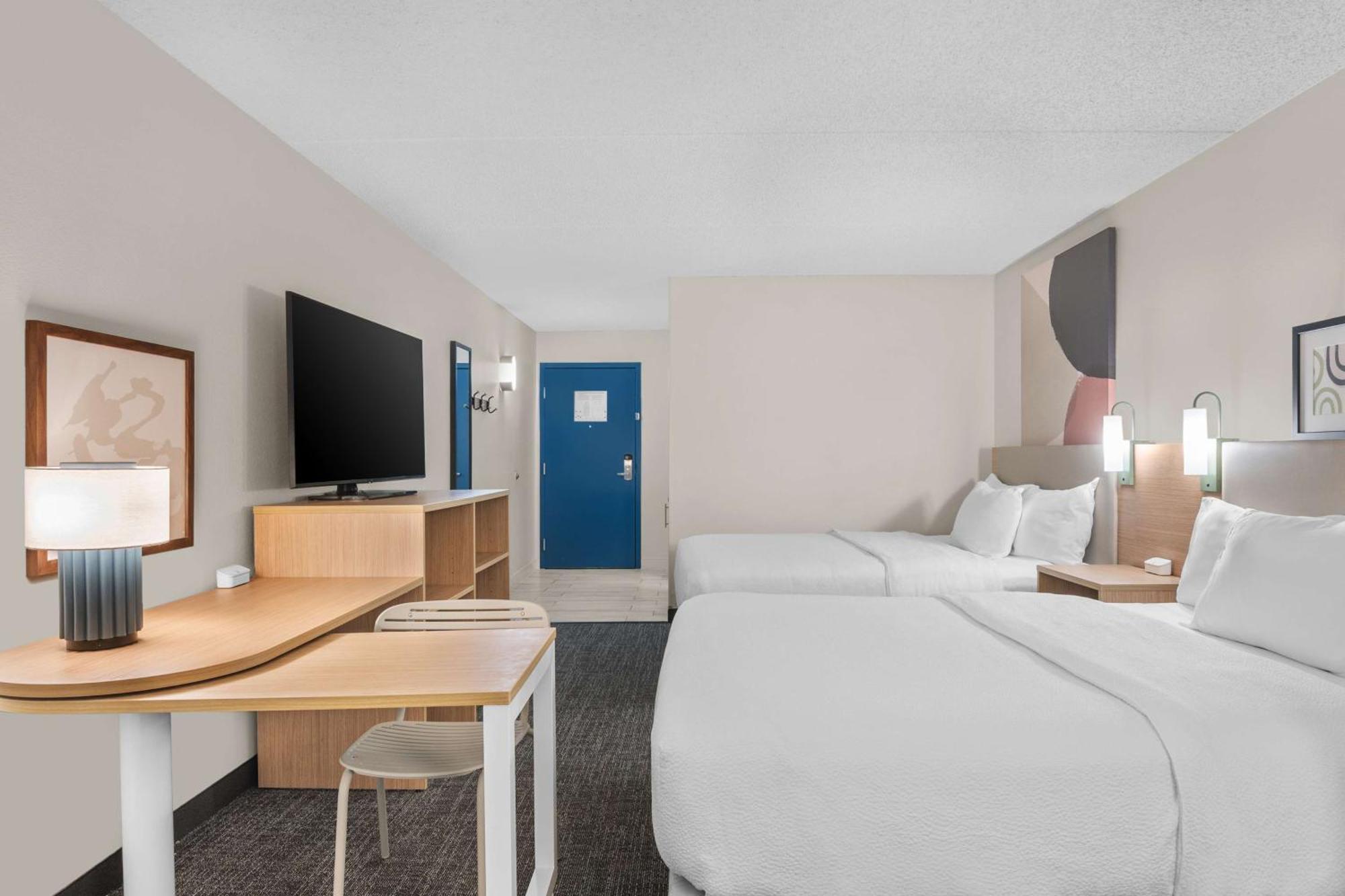 Spark By Hilton Historic District Hotel 3*