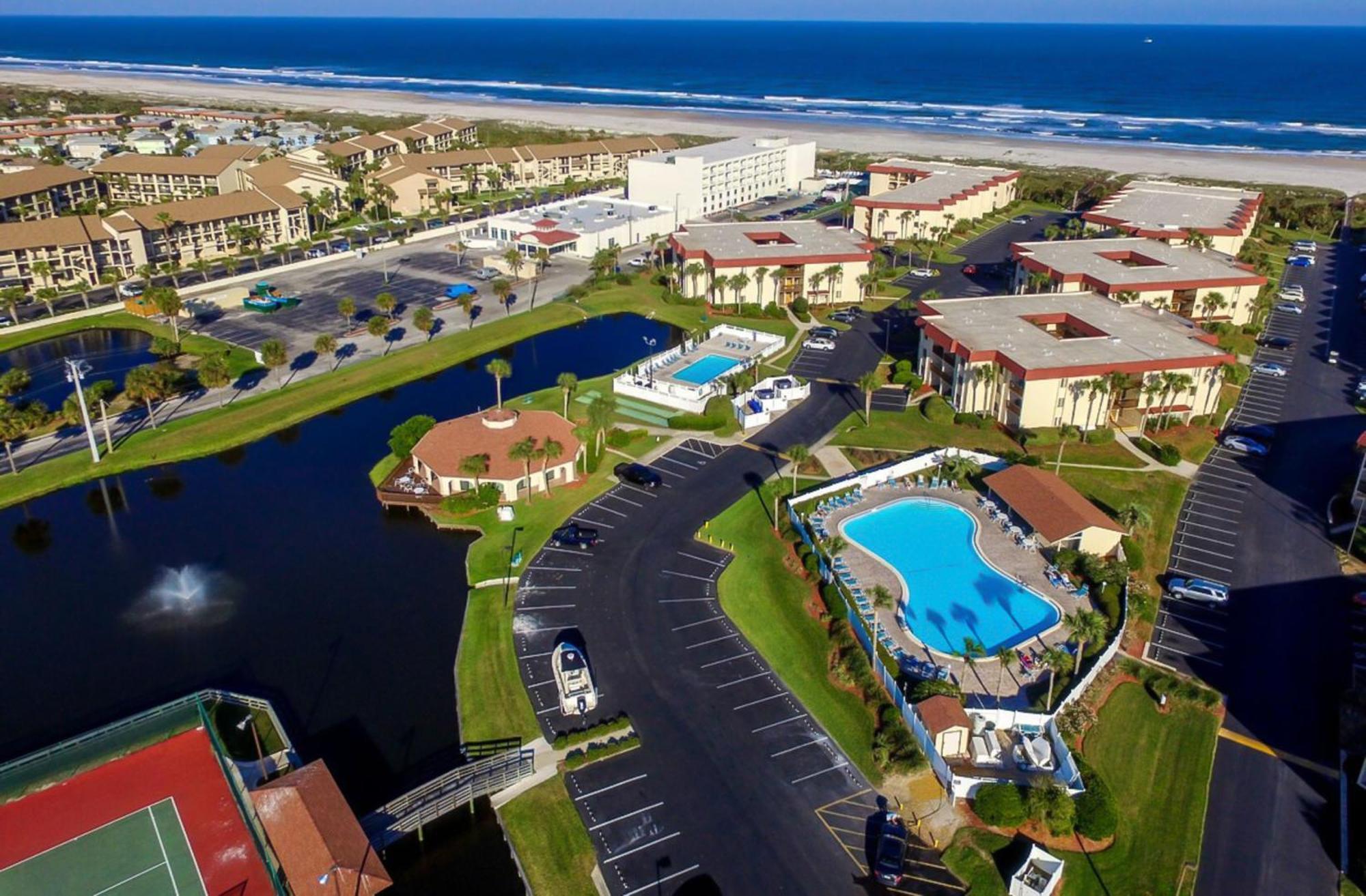 St Aug Ocean And Racquet