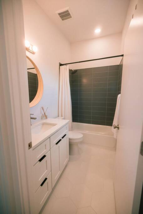 Marsh View - Modern Getaway - Mins From Downtown Casa de férias Saint Augustine