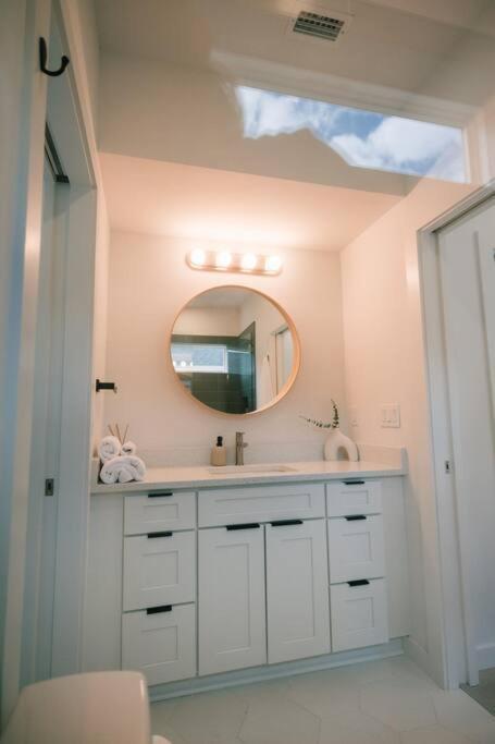 Marsh View - Modern Getaway - Mins From Downtown Saint Augustine