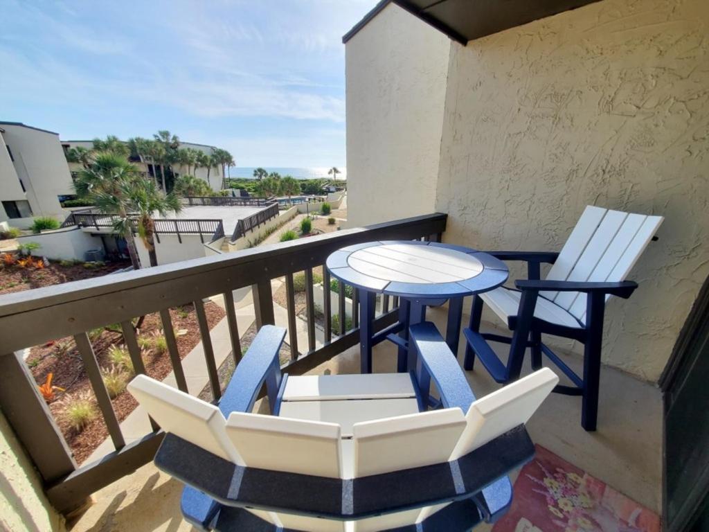 Island House F232 Holiday home *