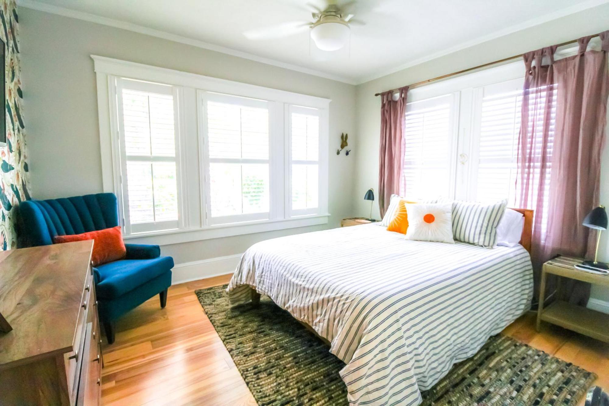 The Moody Manor -luxurious Recently Renovated Close To And Downtown