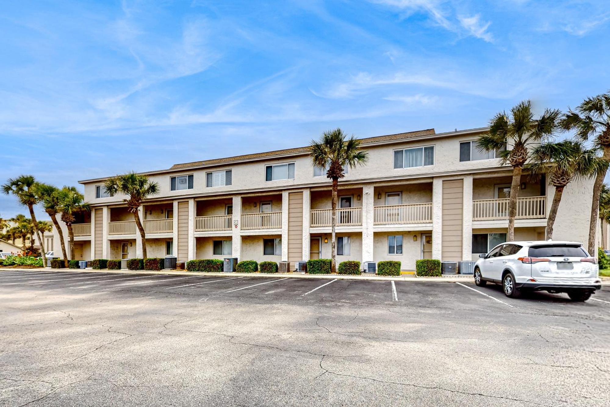 Beachside Bliss Apartment