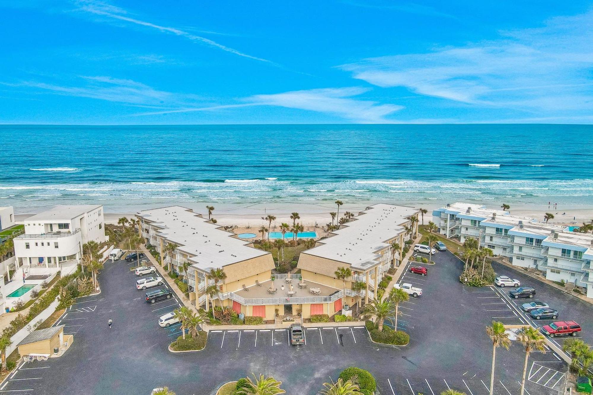 Crescent Cay Apartment *