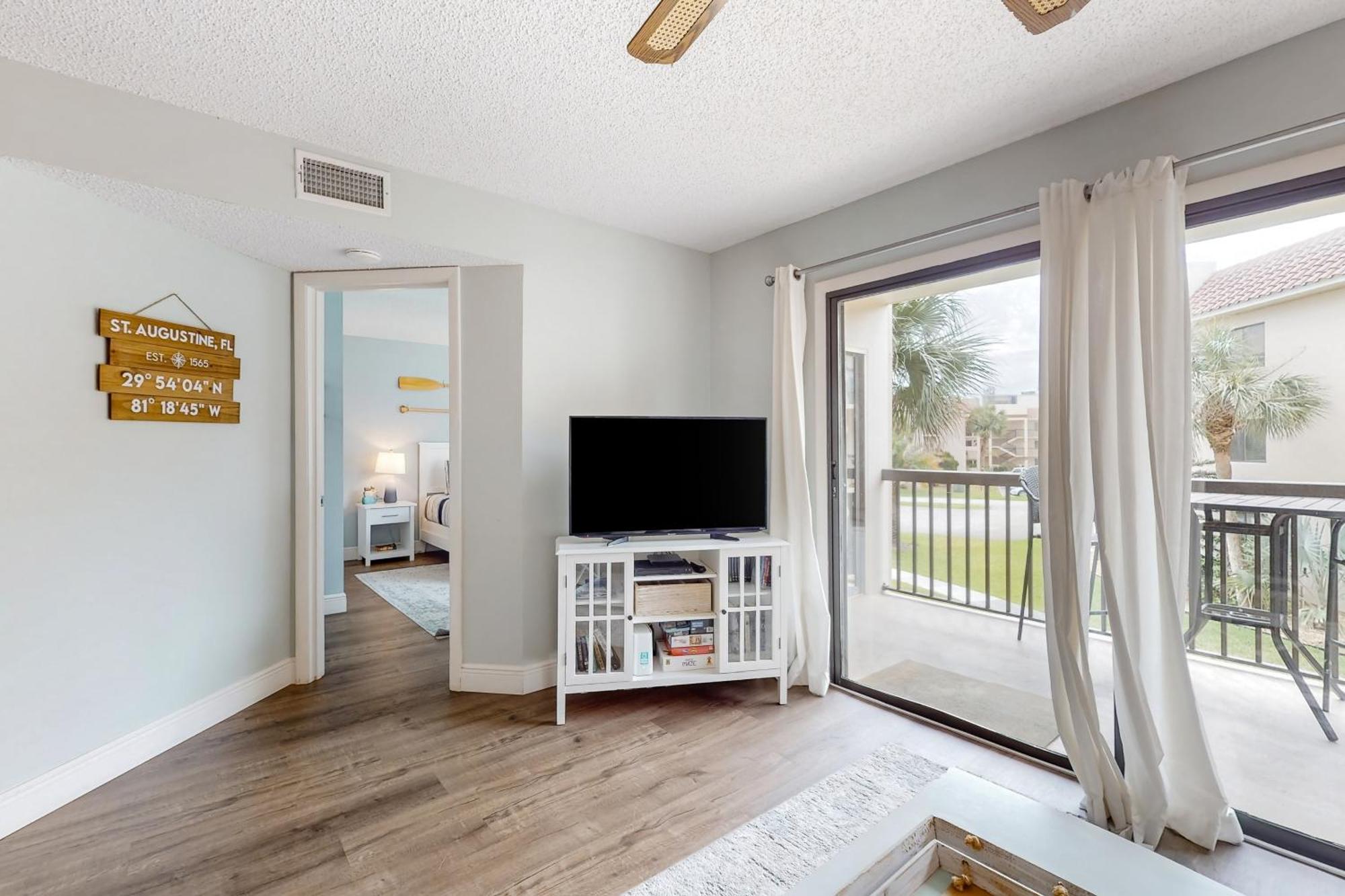 Apartment Sandpiper Place