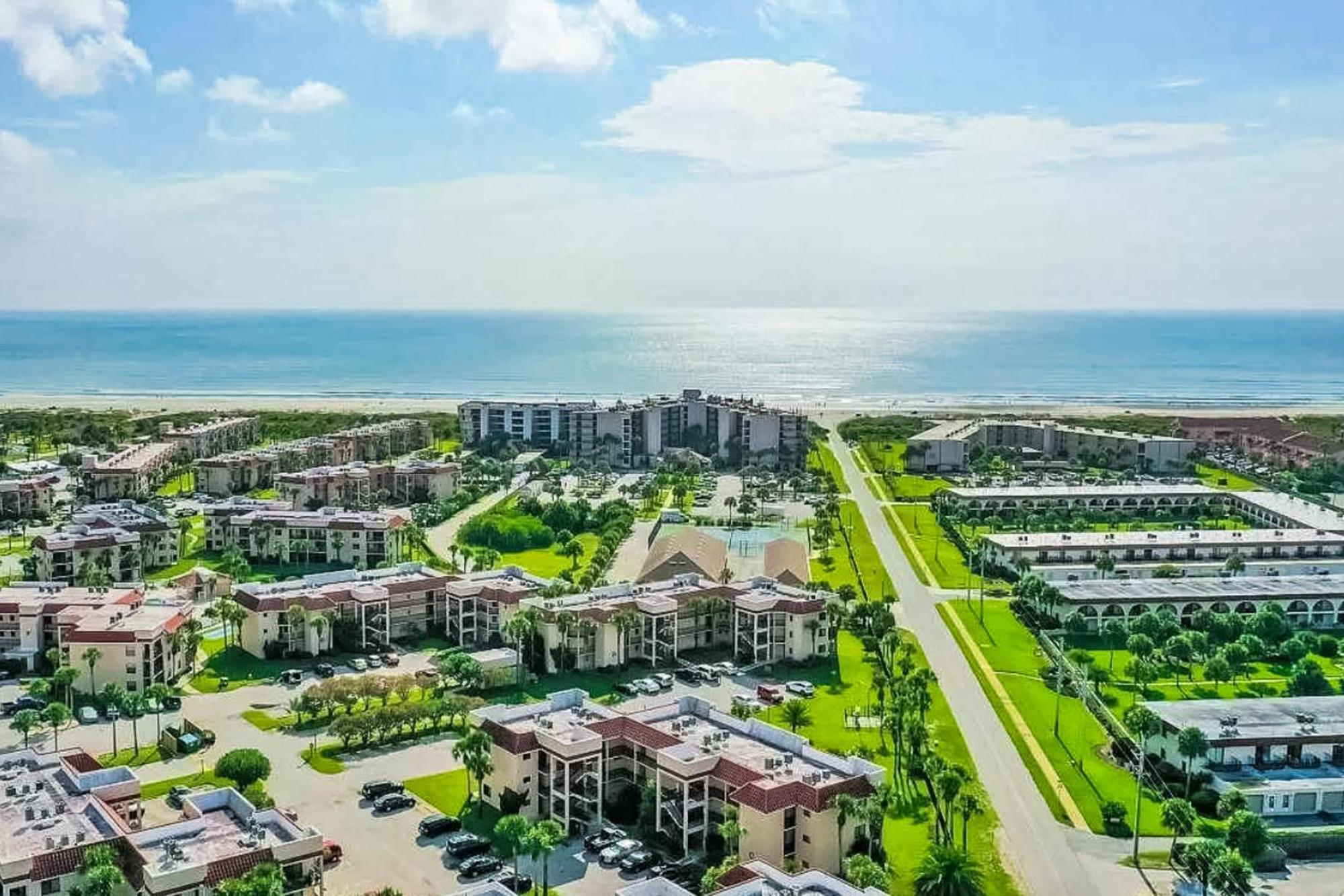 Apartment Sandpiper Place *