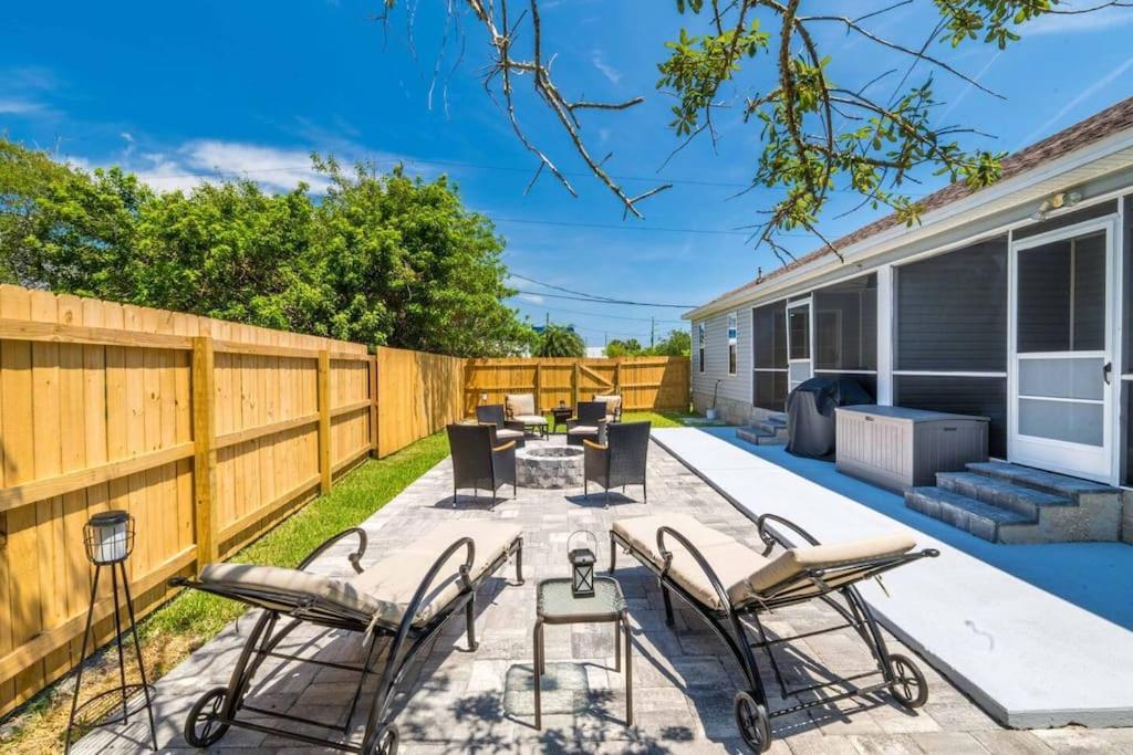 Holiday home Charming And Delightful Getaway! Walk To St. Augustine