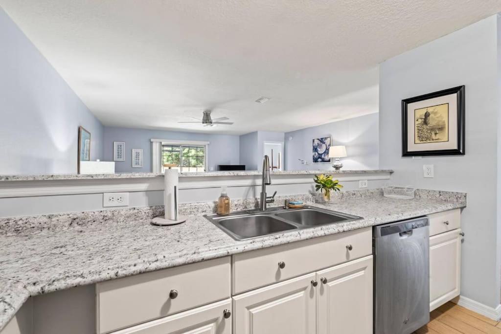 Charming And Delightful Getaway! Walk To * St. Augustine