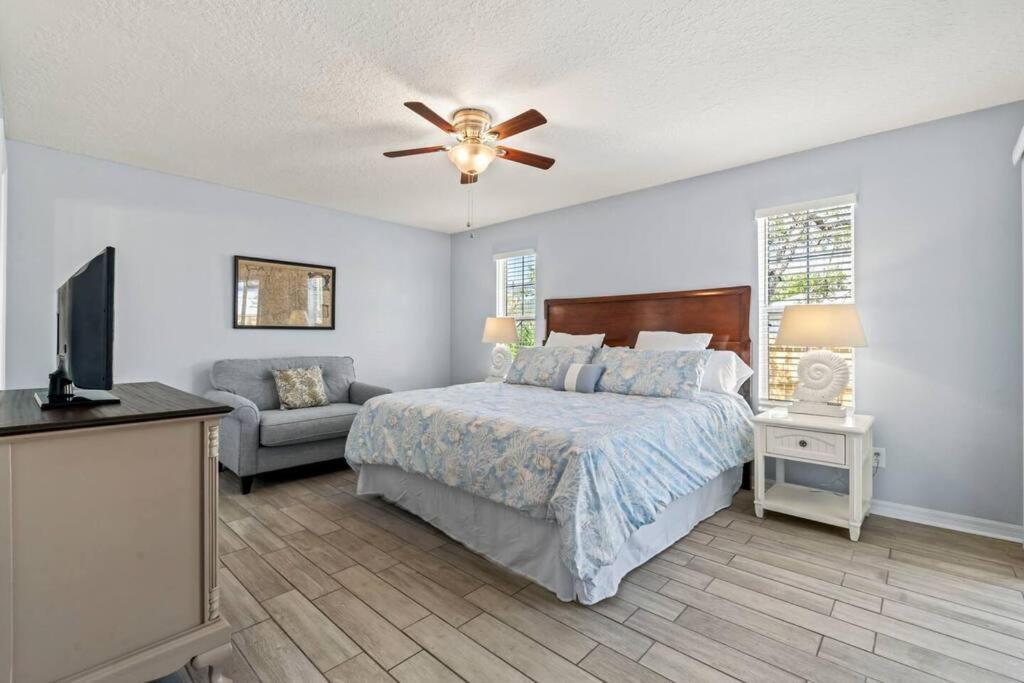 Stunning Beachfront Duplex! St. Augustine