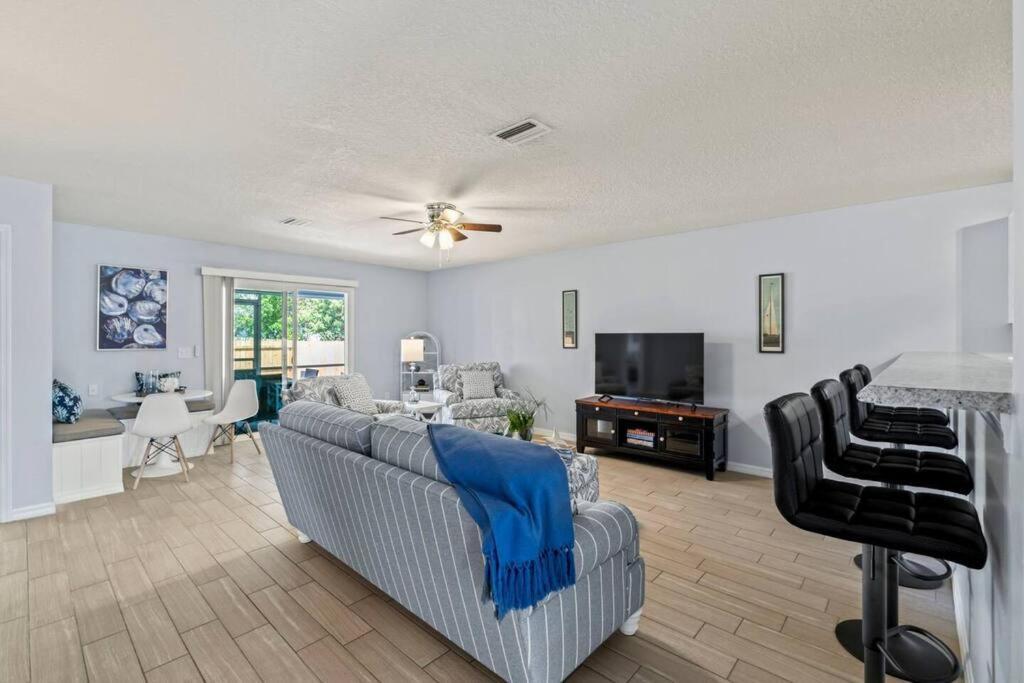 Holiday home Stunning Beachfront Duplex! St. Augustine