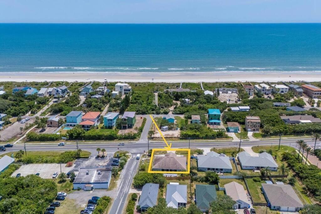 Holiday home Stunning Beachfront Duplex! *