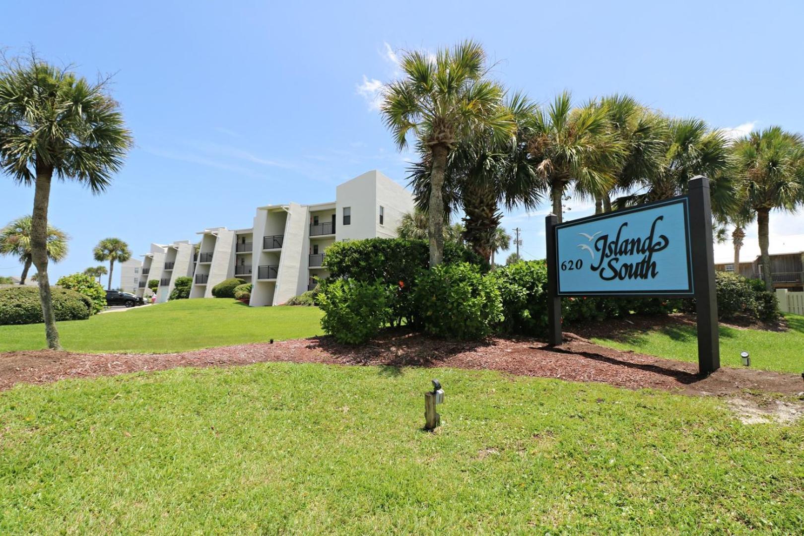 Island South 36
