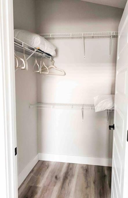 Marhome North - 10 Min From & Historic Downtown Holiday home *