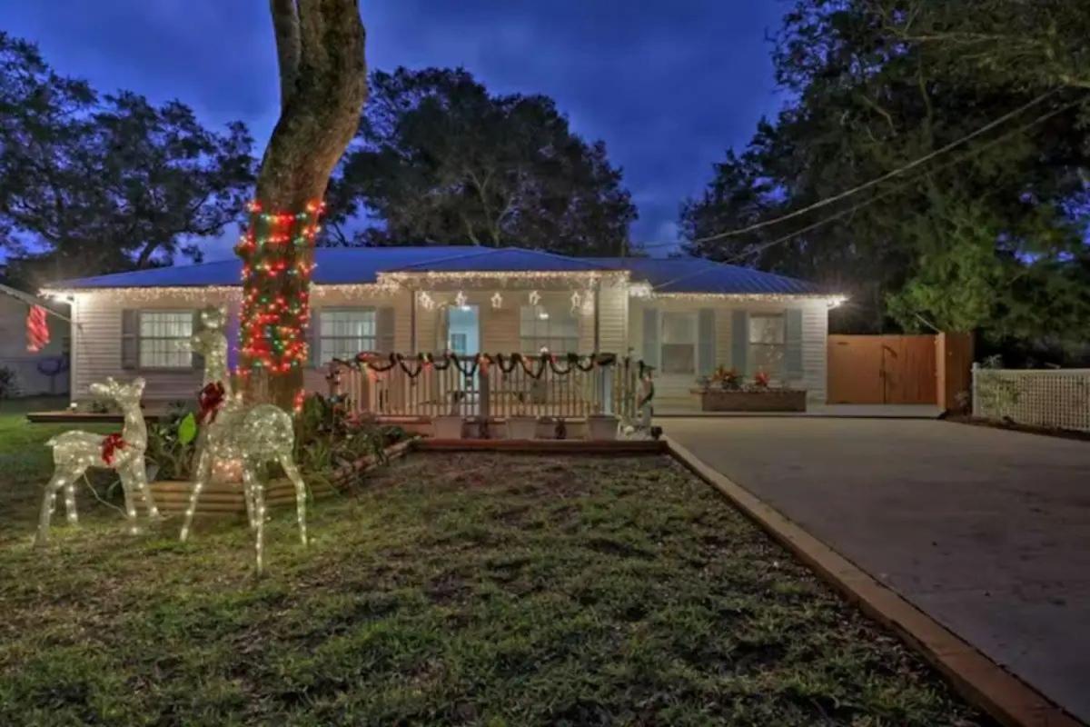 Charming 4-bedroom Family Haven Holiday home