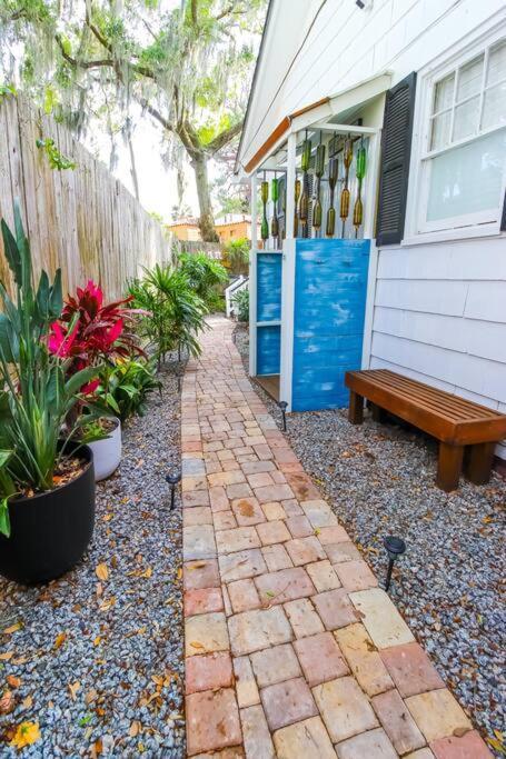 Luxurious Moody Manor Estate Close To Downtown And The Beach! Holiday home St. Augustine