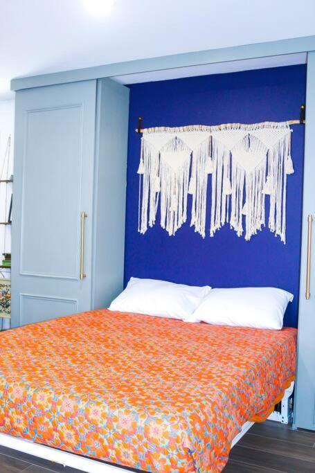 Holiday home Luxurious Moody Manor Estate Close To Downtown And The Beach!