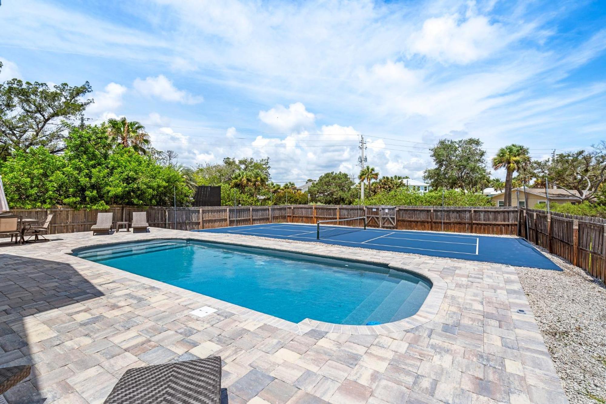 Blu Star Oasis Pool Pickleball St. Augustine