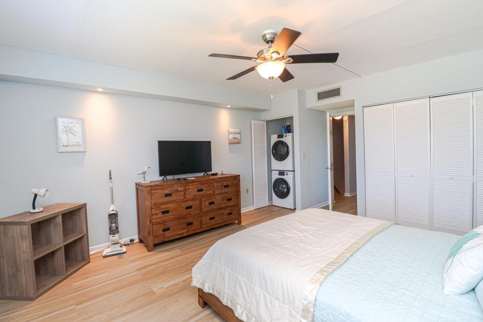 Creston House 6c *