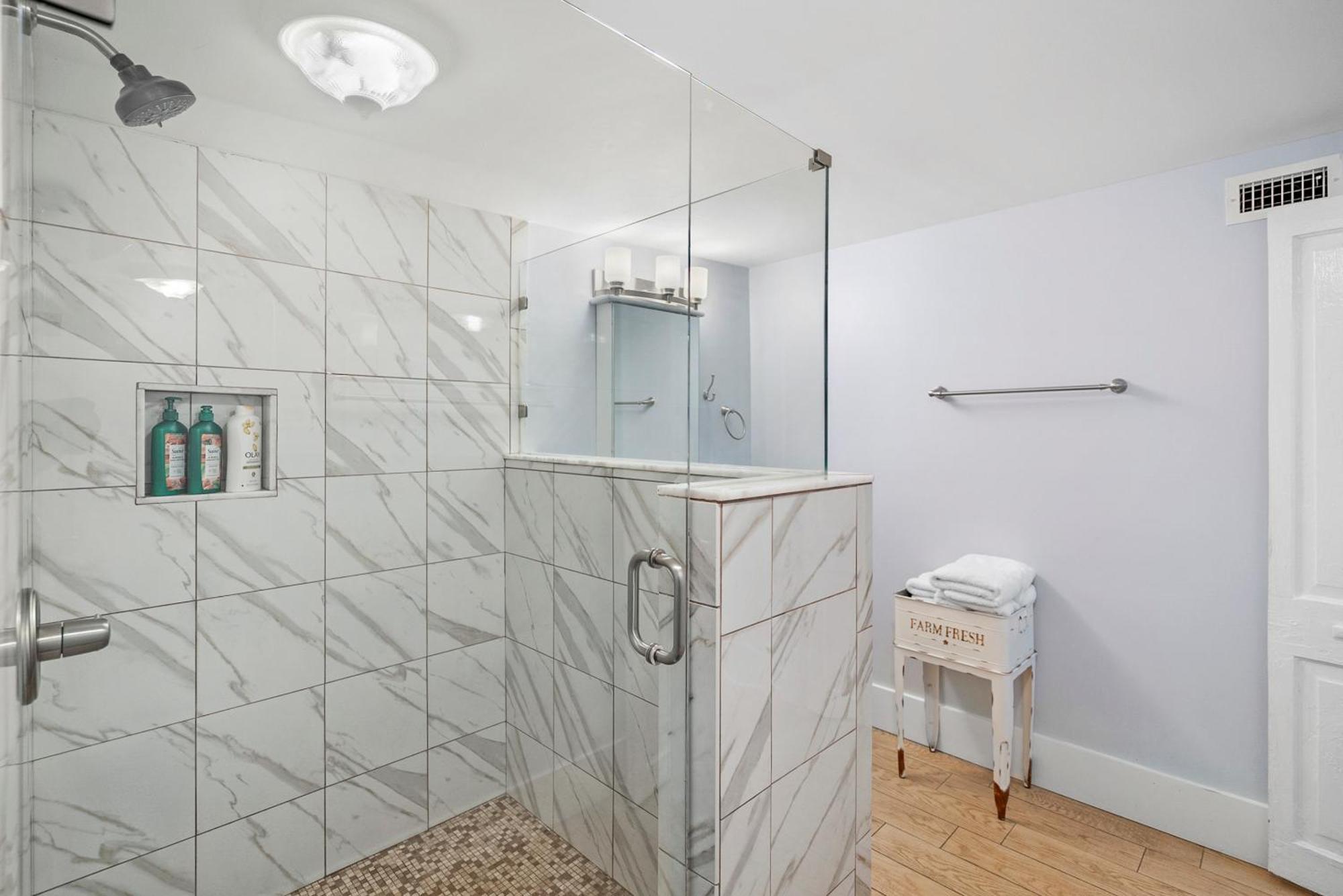 Apartment Mulvey # 5