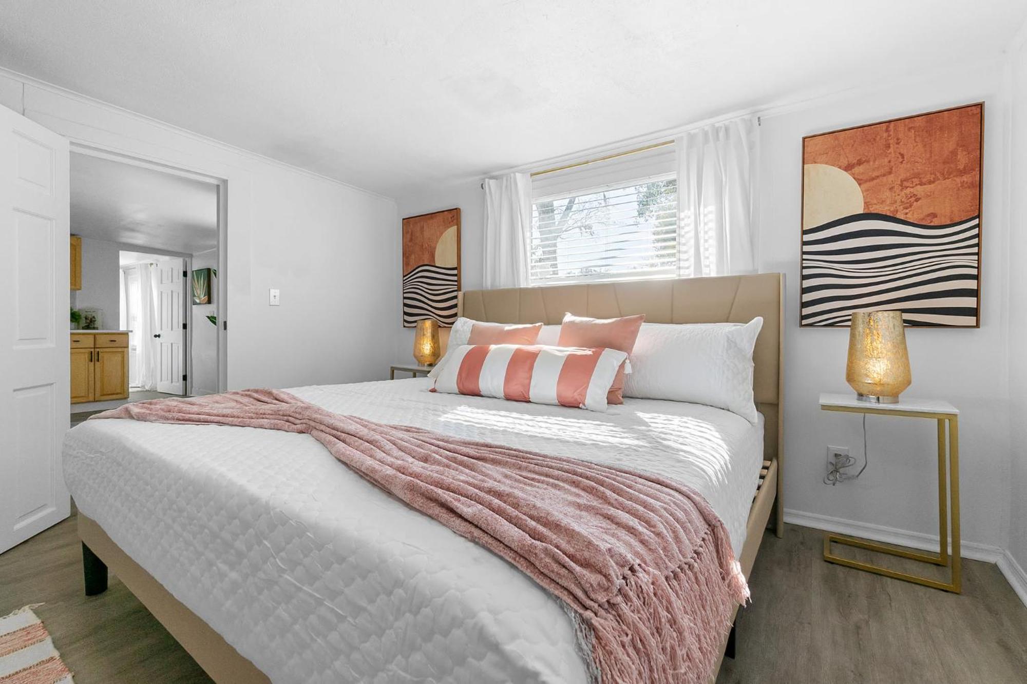 Holiday home Coco's Cottage-dog Friendly Mins To Town Chic *