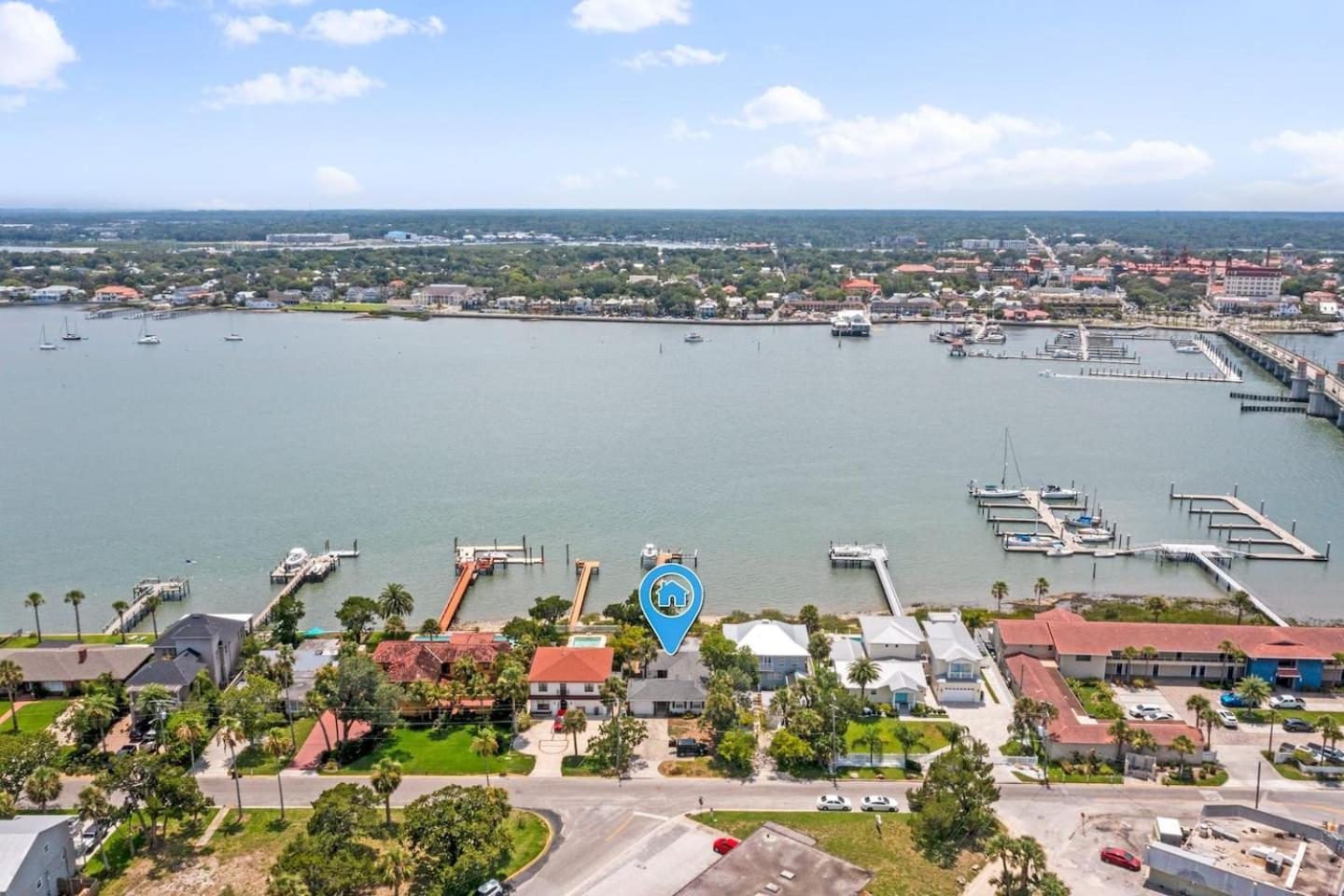Bayfront Holiday home *