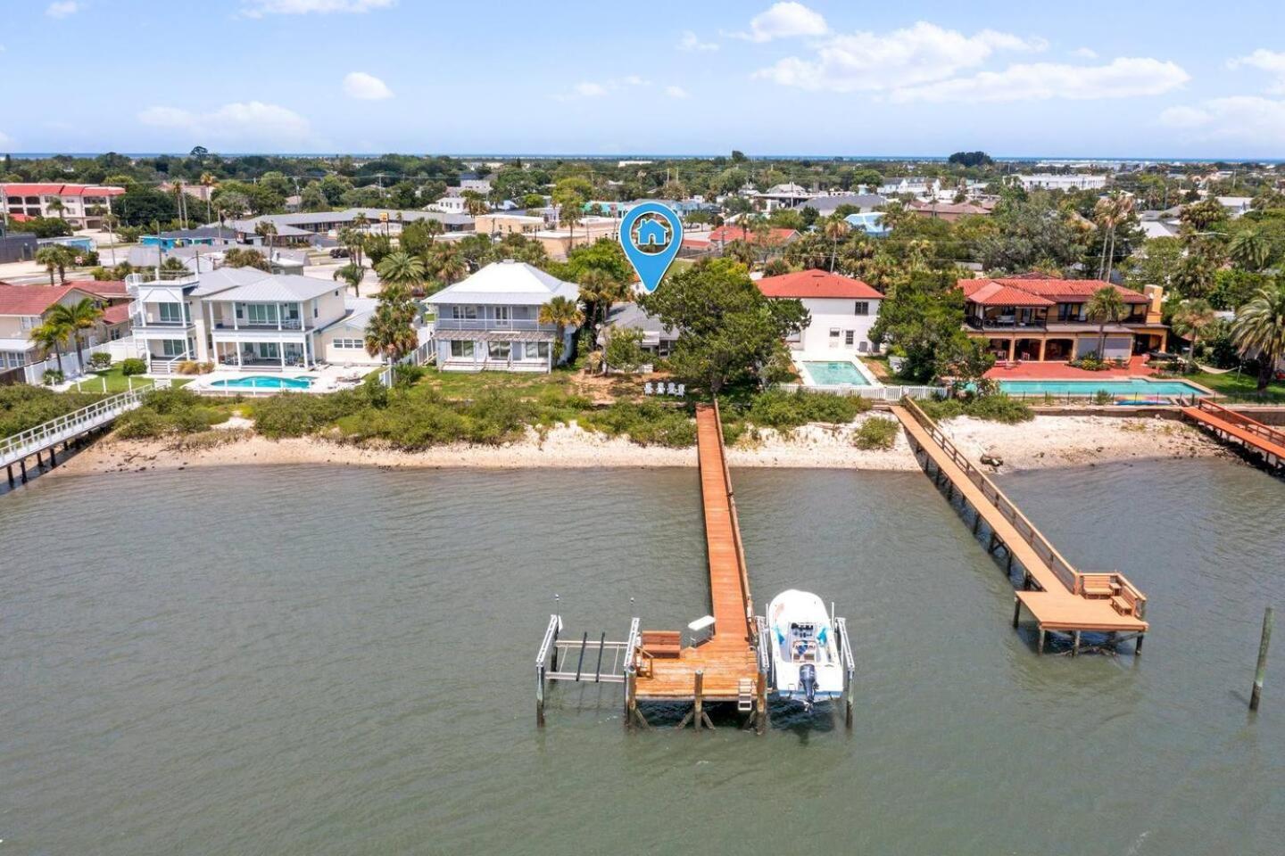 Bayfront Holiday home
