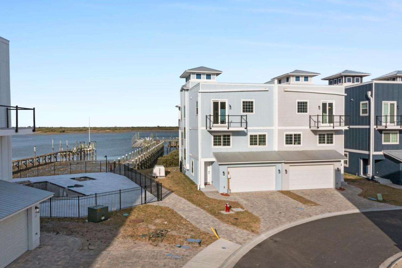Holiday home Conch Island-pool, Beach, Dock *